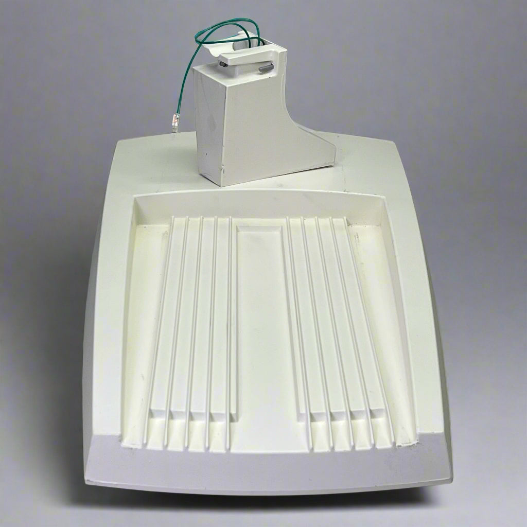 COOPER LIGHTING SOLUTIONS Area Light 120-277V 50/60Hz Sz 32.5" L X 17" W White
